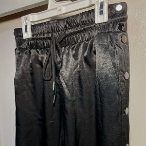 New Fashion Nova Snap Button Silky Joggers!